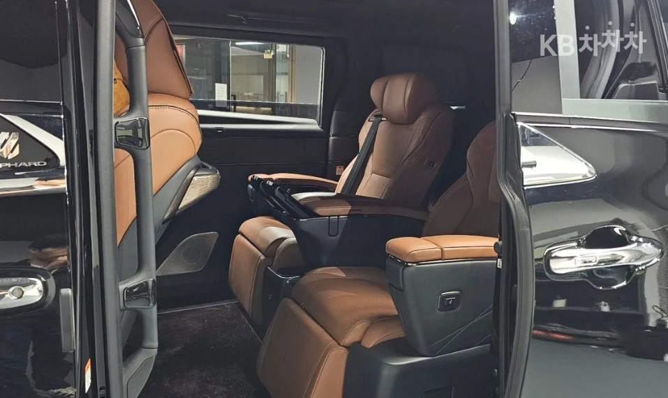 Toyota Alphard — miniaturë 9