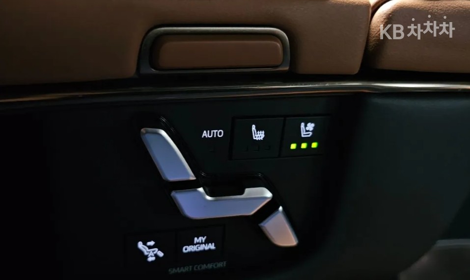 Toyota Alphard — miniaturë 24