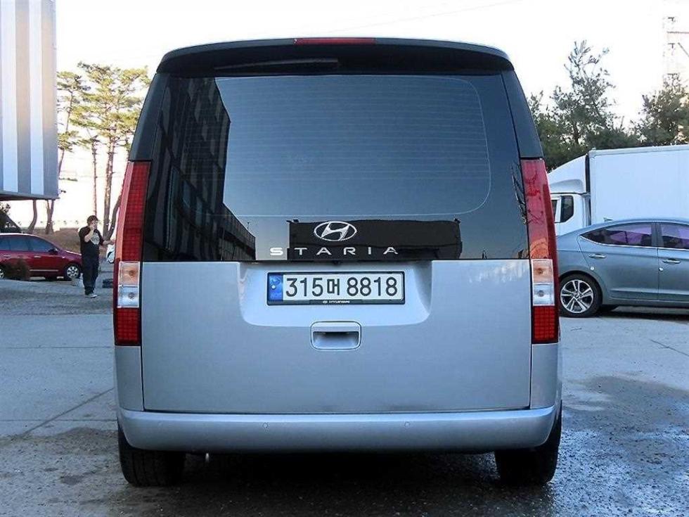 Hyundai Staria — miniaturë 4