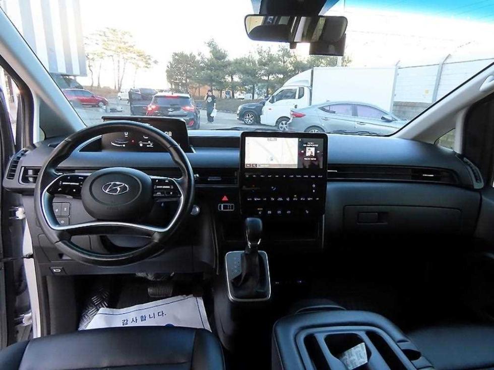 Hyundai Staria — miniaturë 8