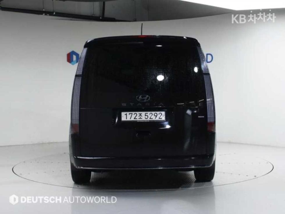 Hyundai Staria — miniaturë 4