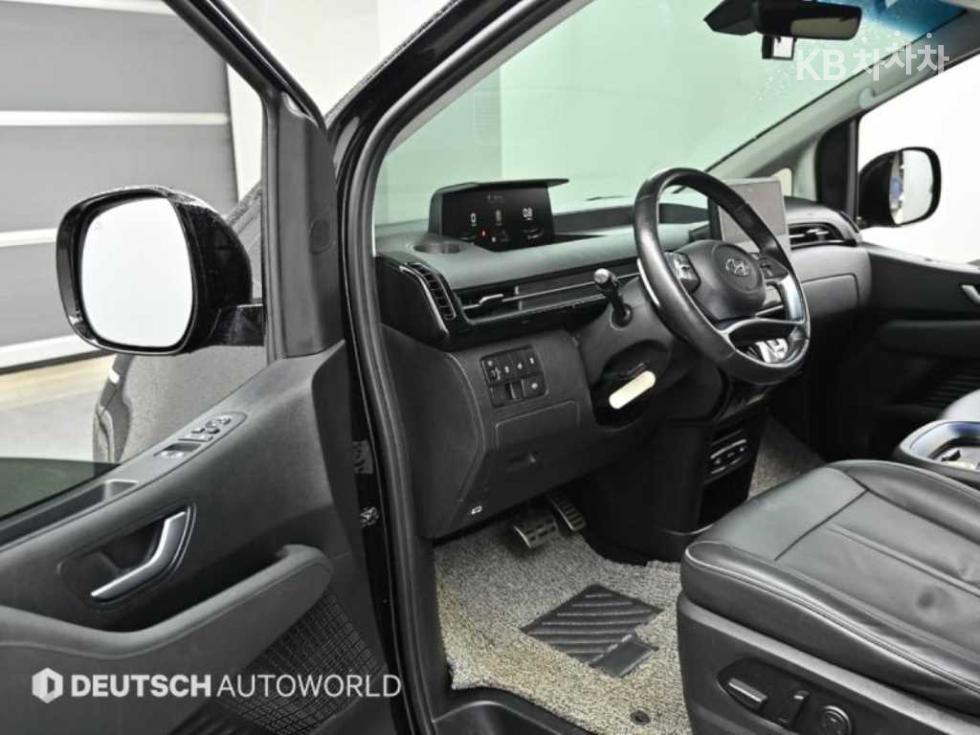 Hyundai Staria — miniaturë 11
