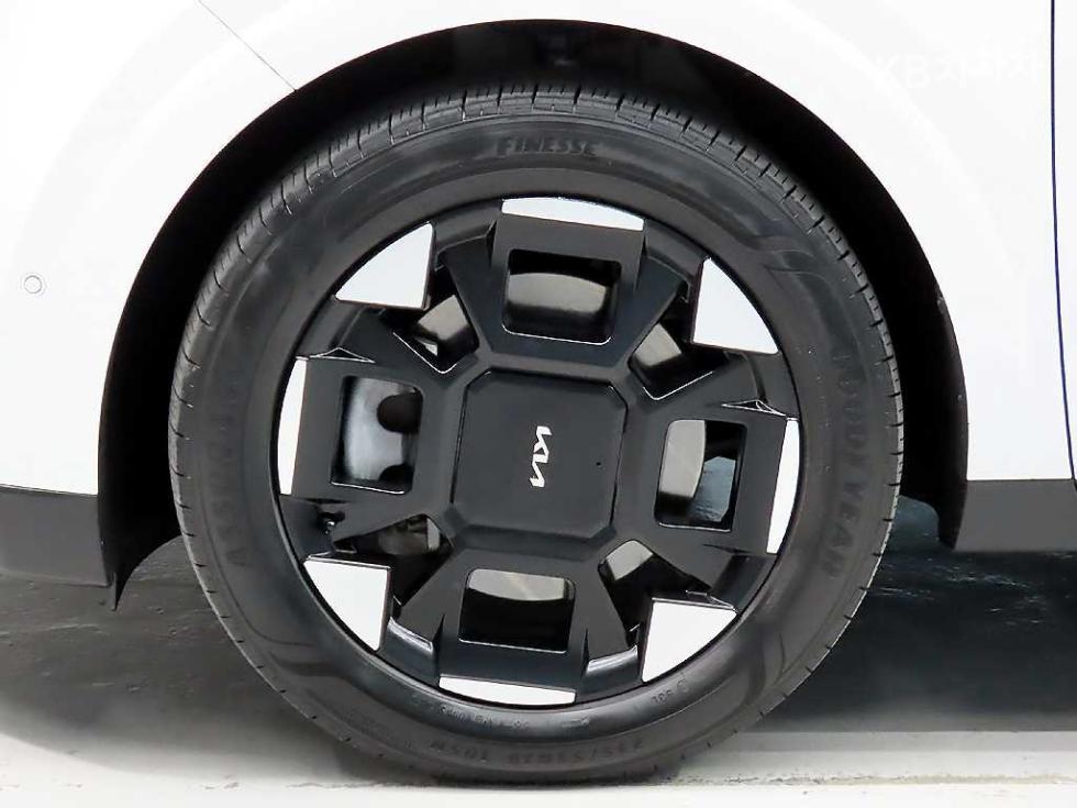 Kia Carnival — miniaturë 20