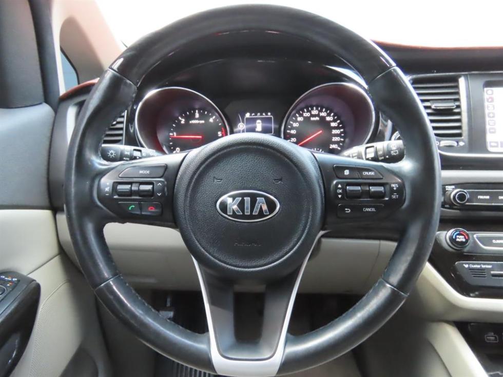 Kia Carnival — miniaturë 10
