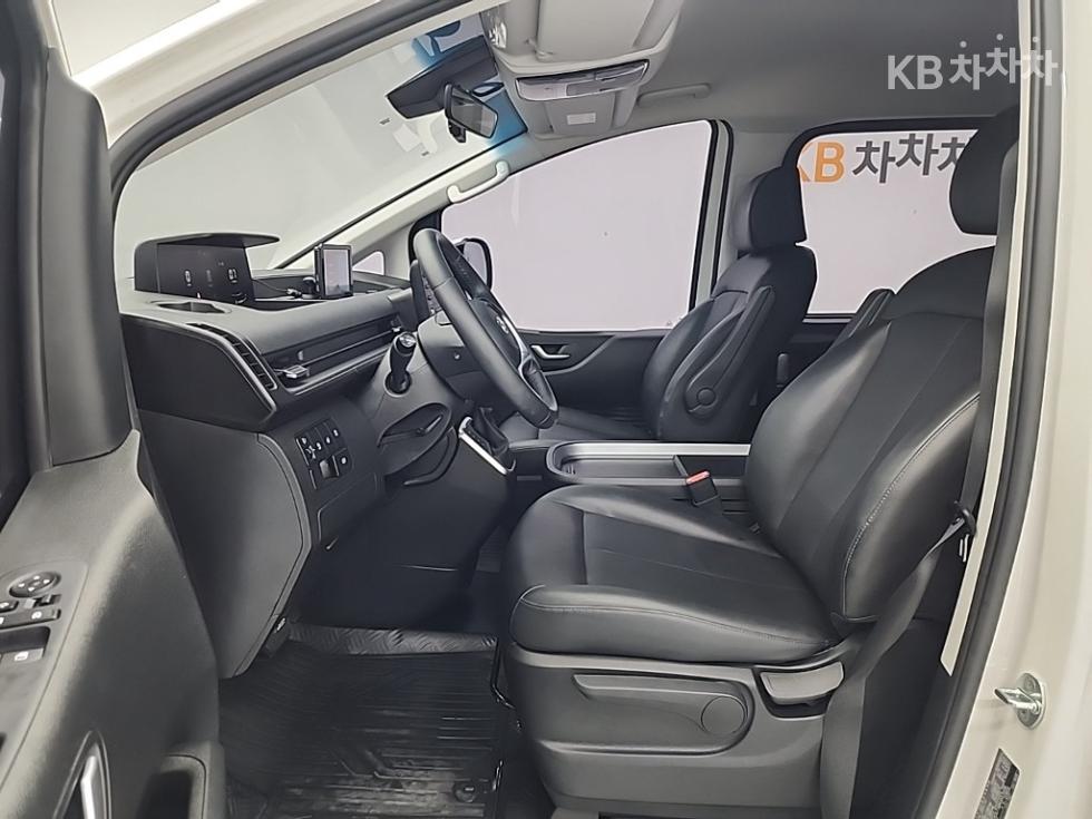 Hyundai Staria — miniaturë 11