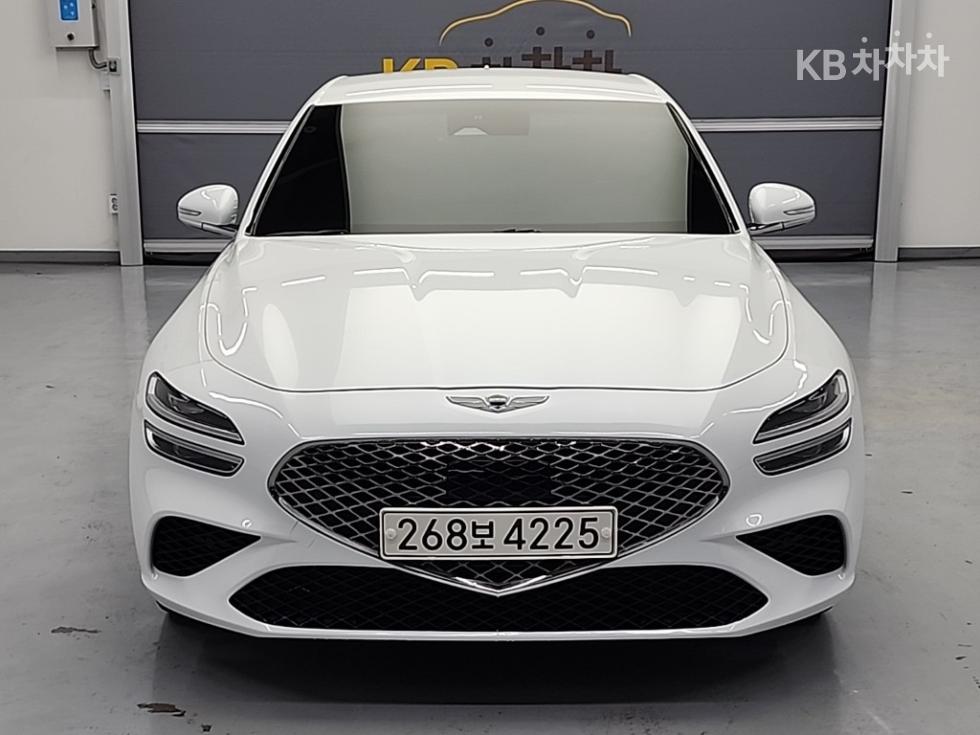 2021 Genesis G70 photo