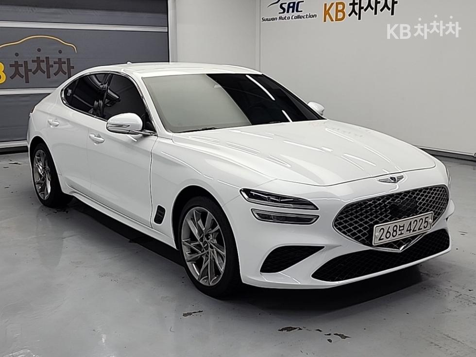 2021 Genesis G70 photo