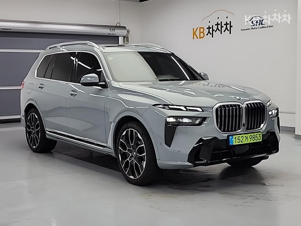 BMW X7 — miniaturë 4