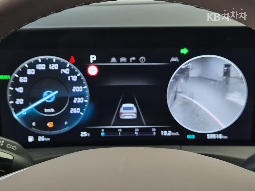Kia K8 — miniaturë 6