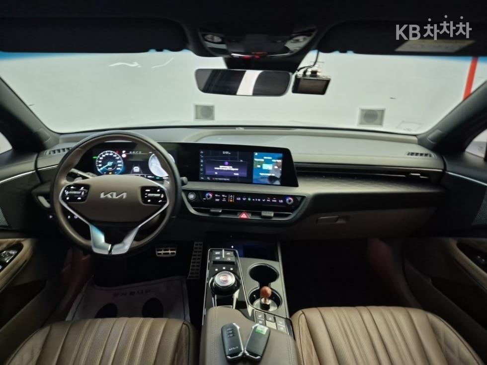 Kia K8 — miniaturë 7
