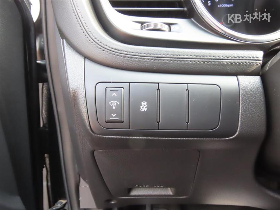 Kia K5 — miniaturë 13