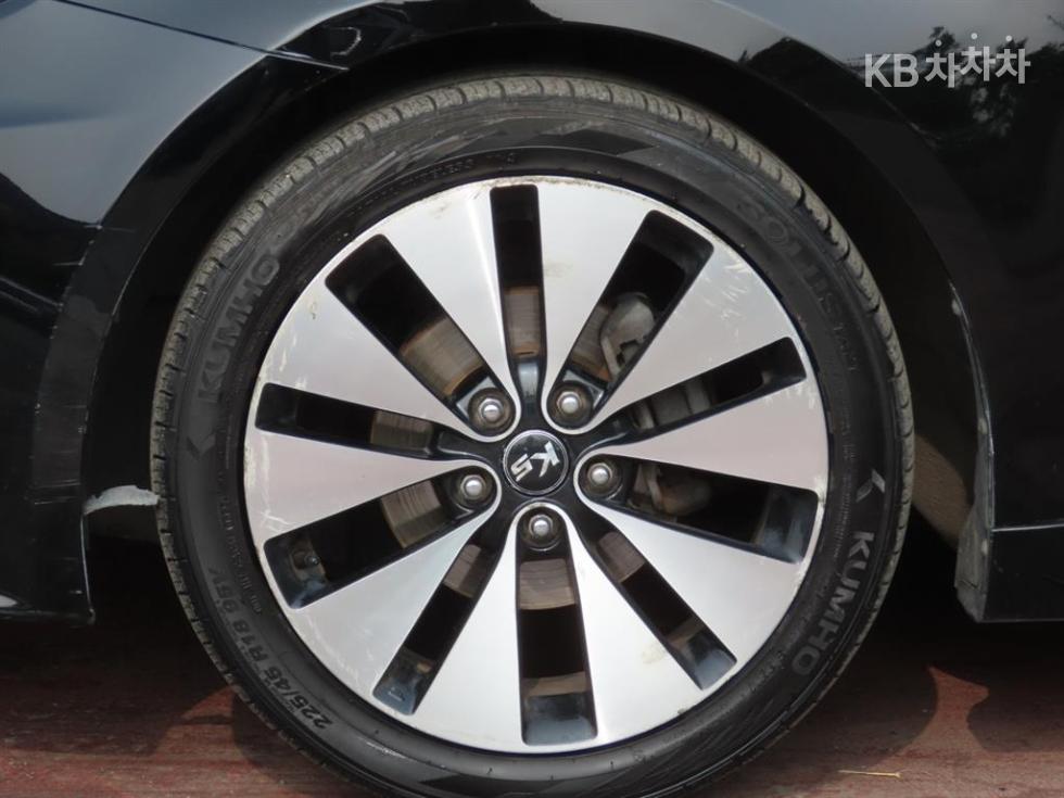 Kia K5 — miniaturë 20