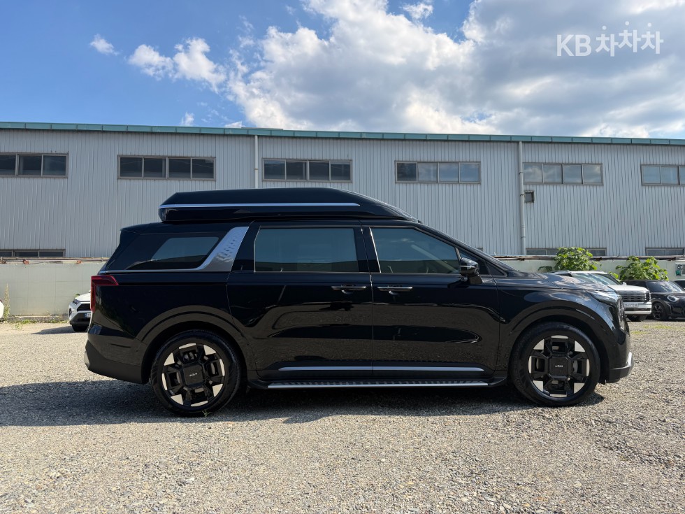 Kia Carnival — miniaturë 5