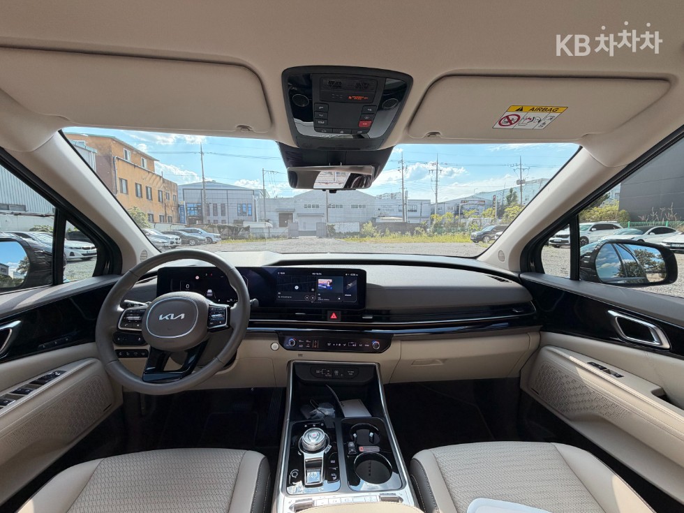 Kia Carnival — miniaturë 8