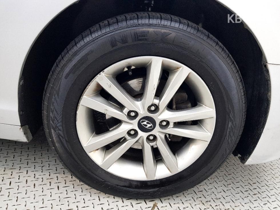 Hyundai Sonata — miniaturë 20