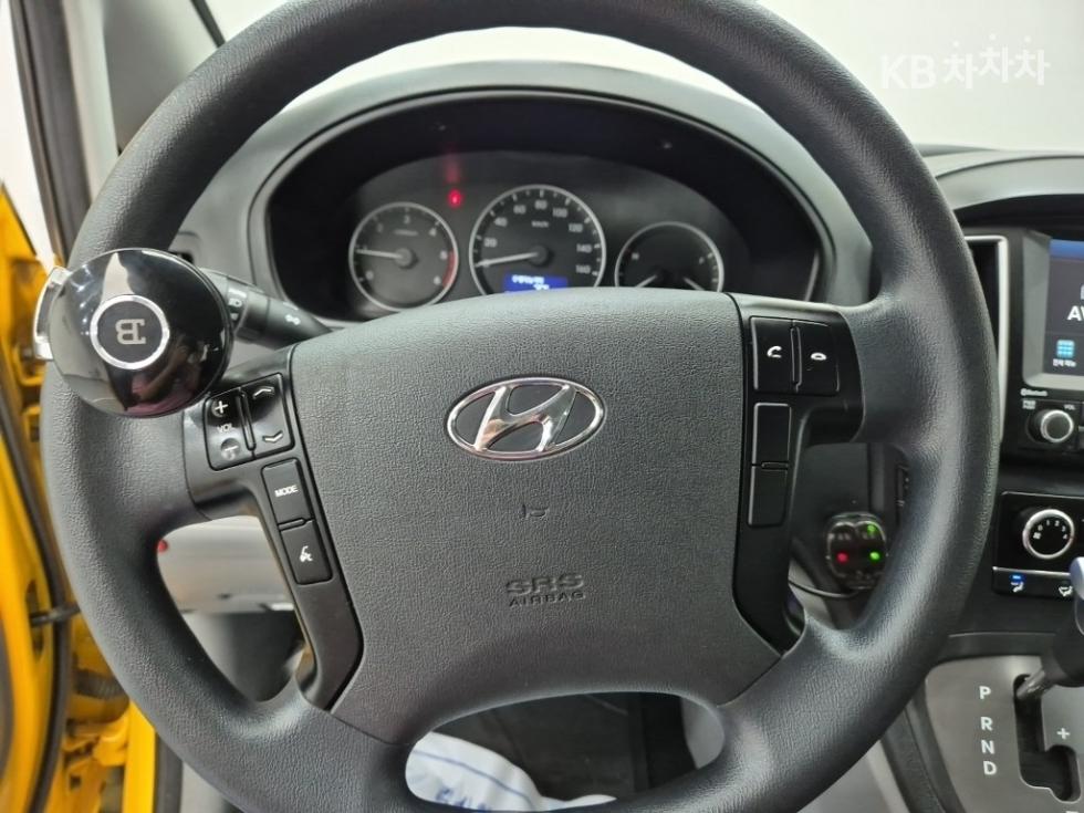 Hyundai Starex — miniaturë 9