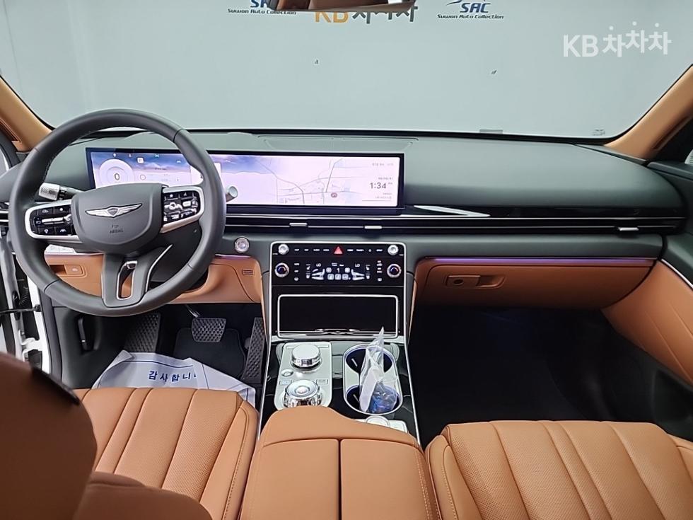 2024 Genesis GV80 photo