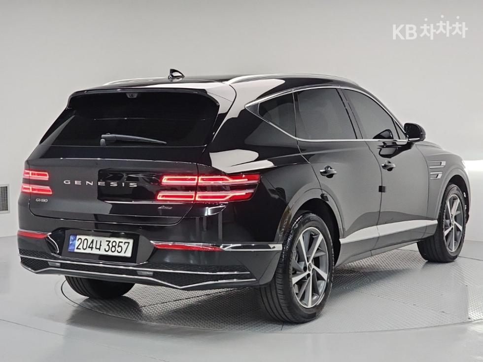 2025 Genesis GV80 photo