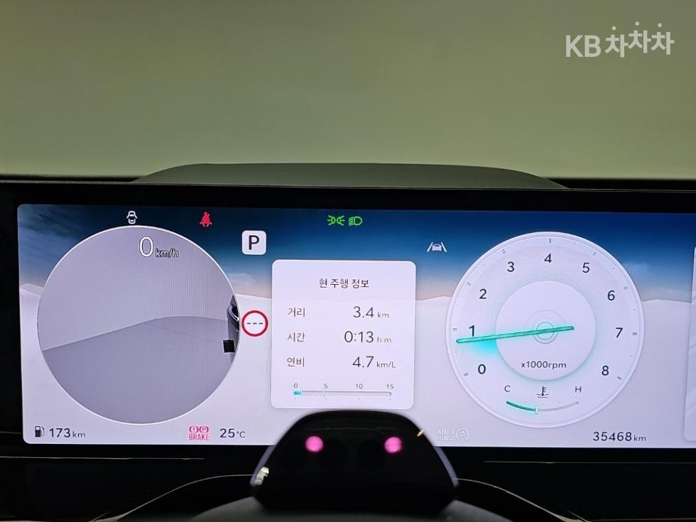 2025 Genesis GV80 photo