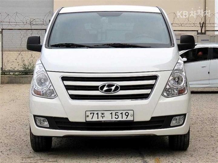 Hyundai Starex 12  seats  wagon cvx  smart — foto 1