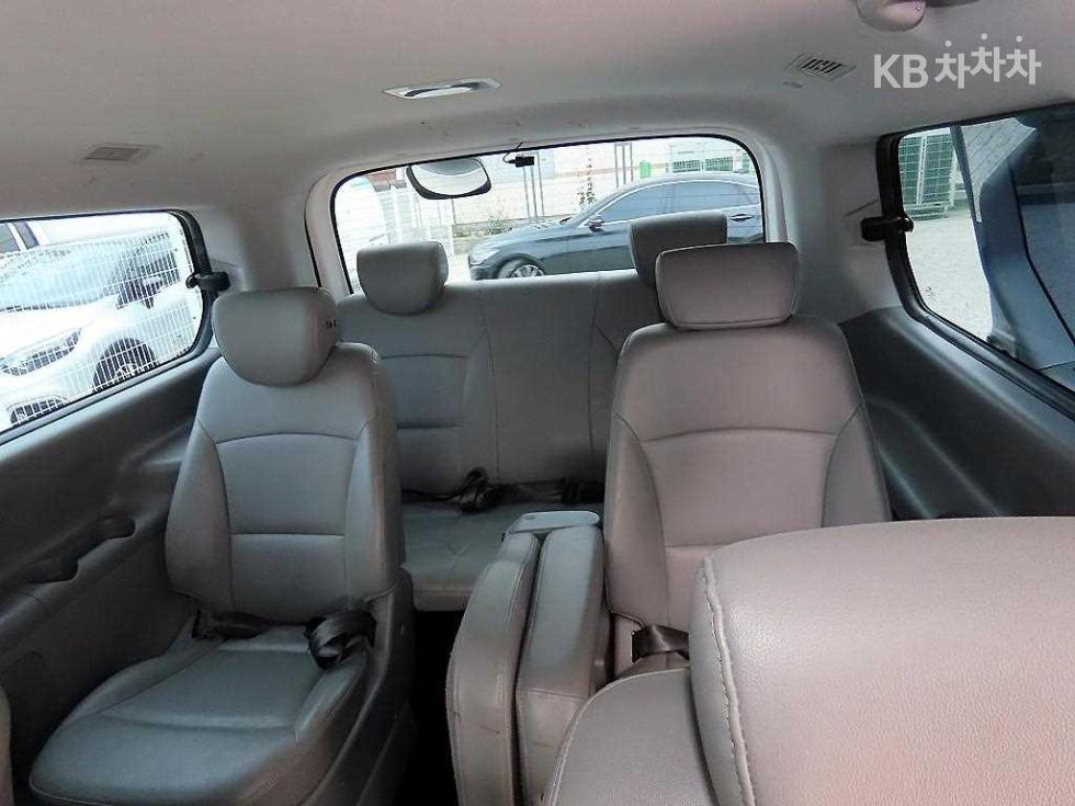 Hyundai Starex — miniaturë 7