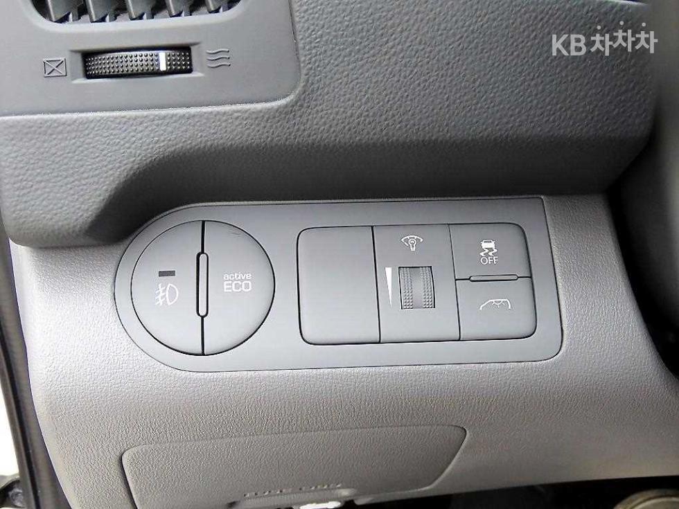 Hyundai Starex — miniaturë 13