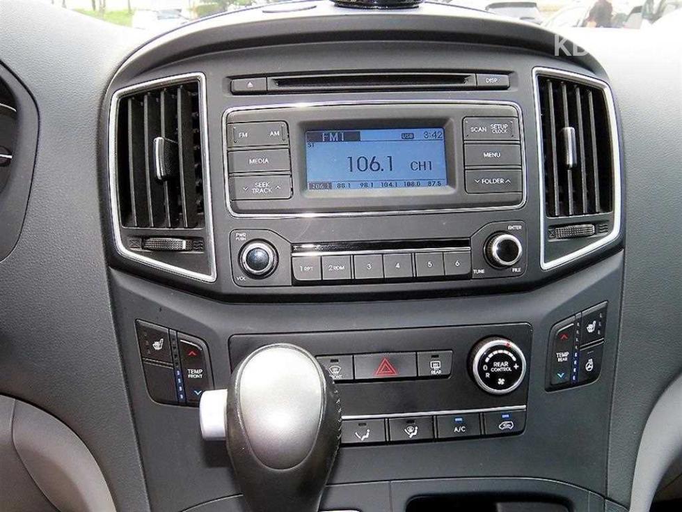 Hyundai Starex — miniaturë 14