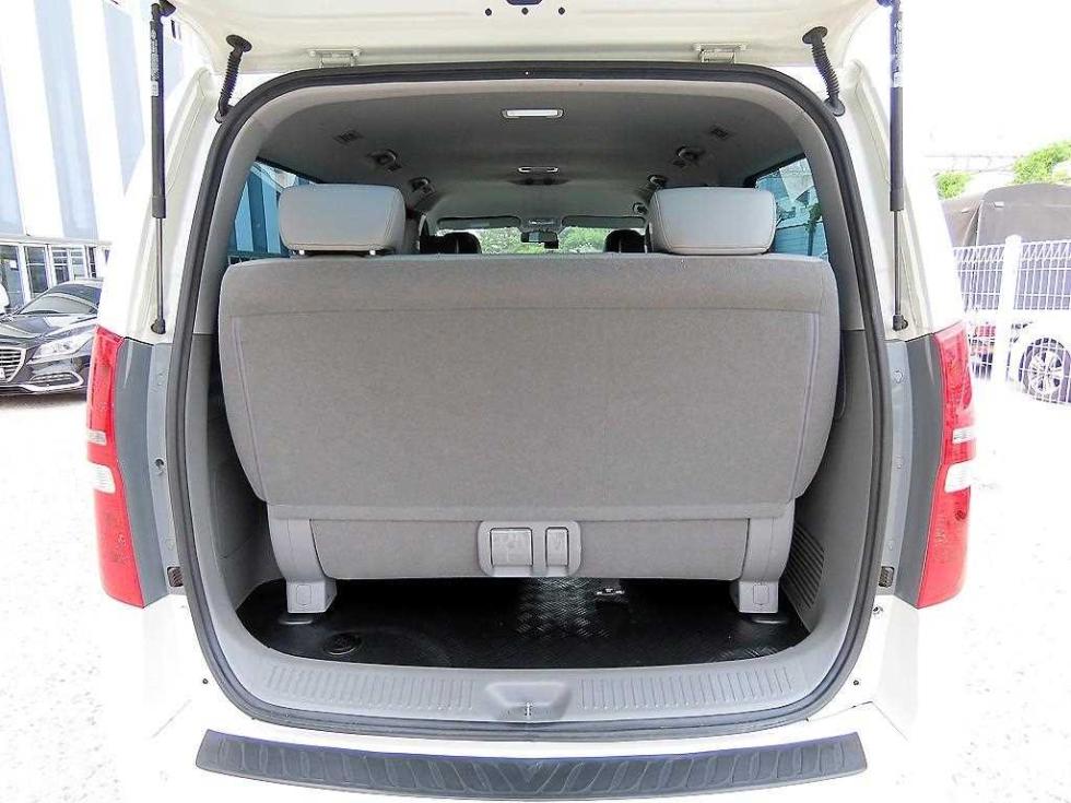 Hyundai Starex — miniaturë 16