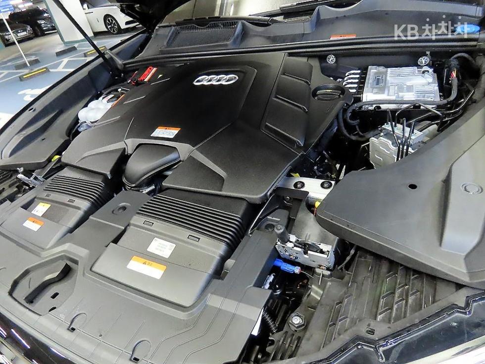 Audi Q8 — miniaturë 19