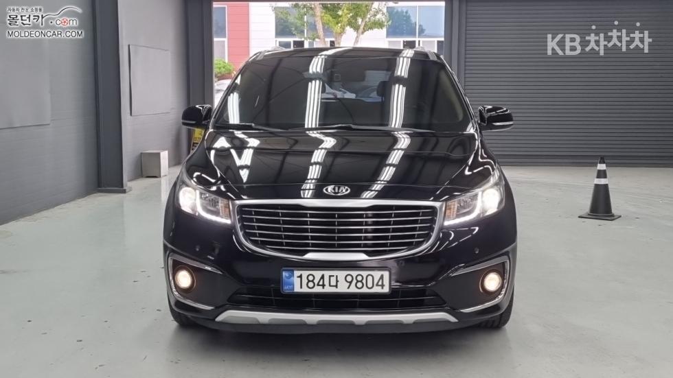 Kia Carnival — miniaturë 3