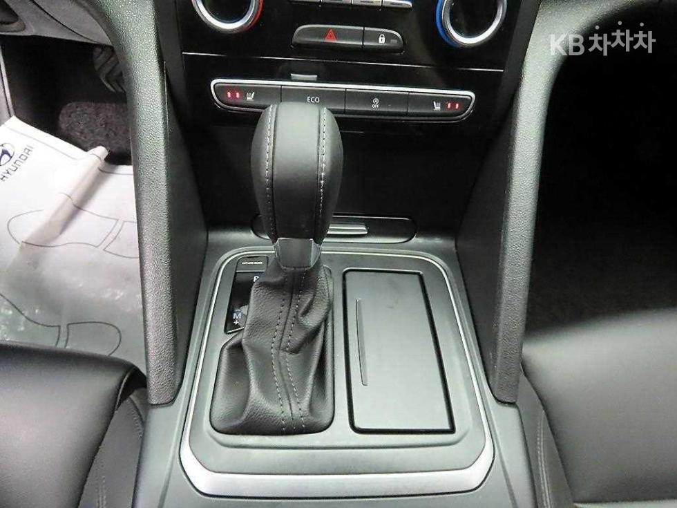 2020 Renault SM6 photo