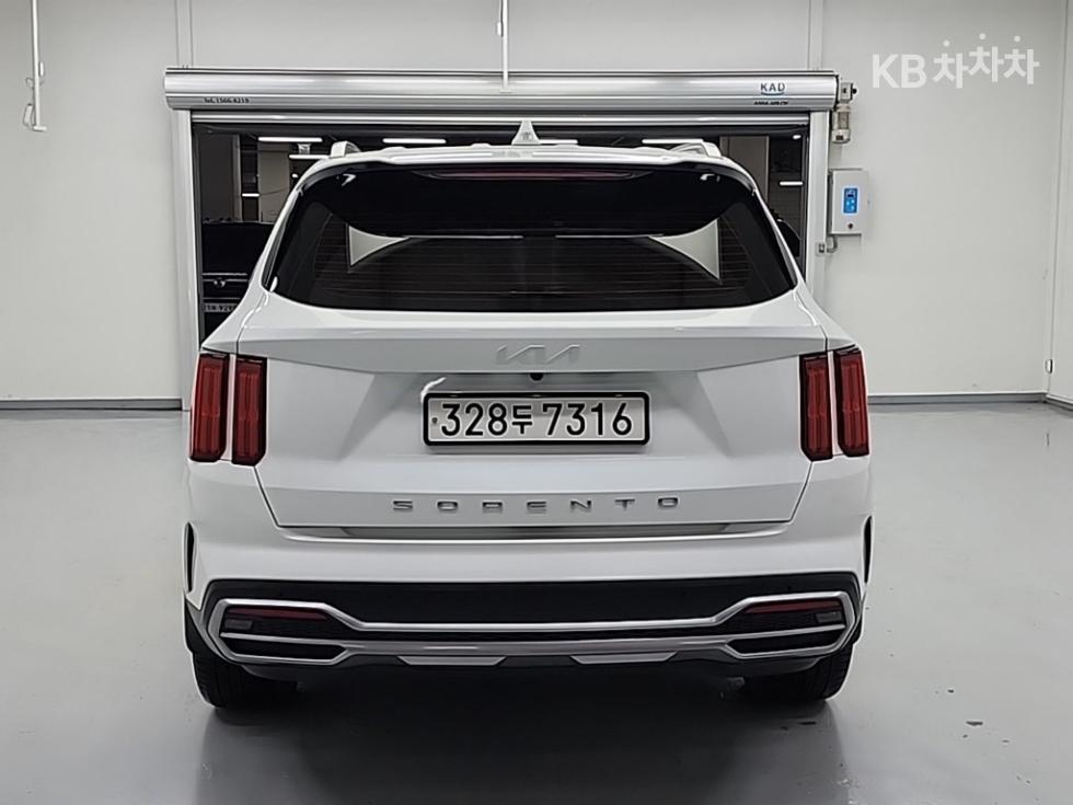 2021 Kia MQ4 photo