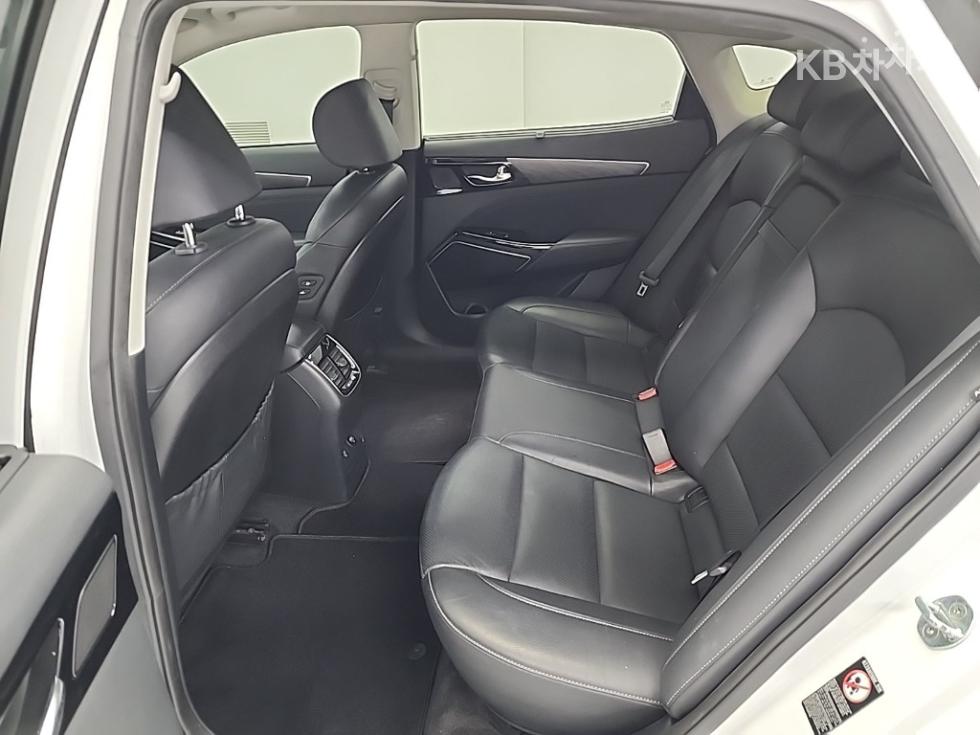 Kia K7 — miniaturë 12