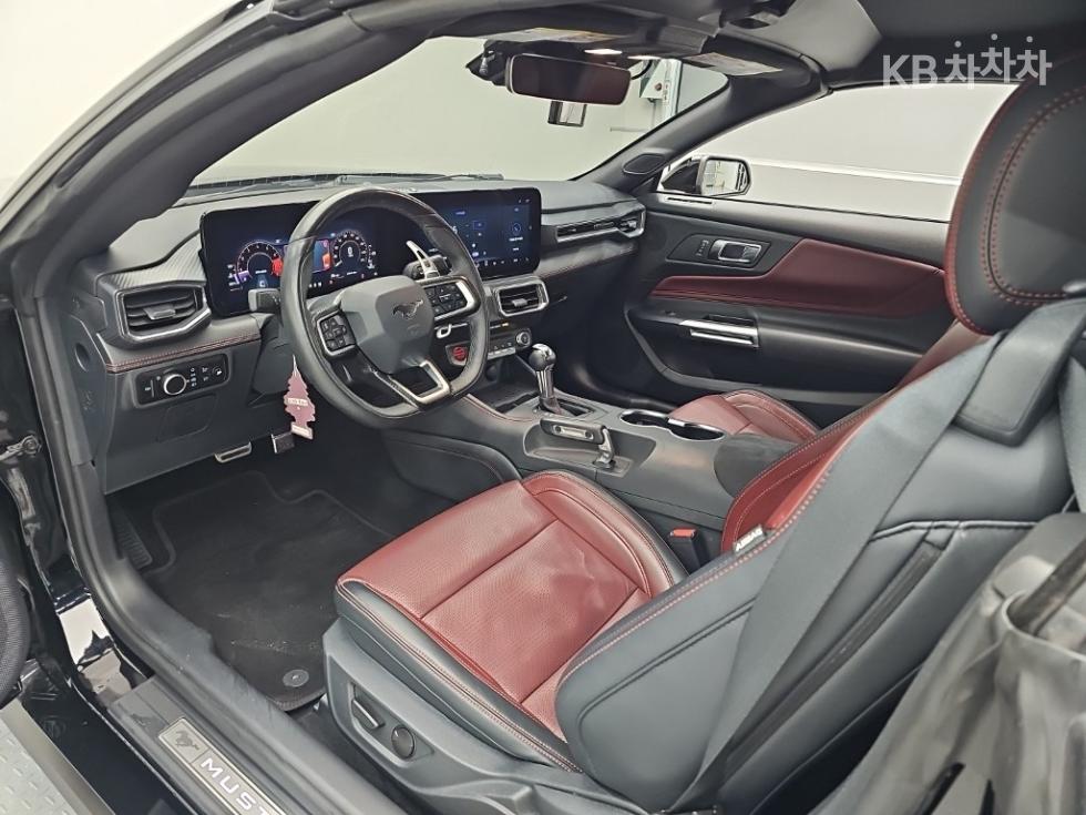 2024 Ford Used Car photo