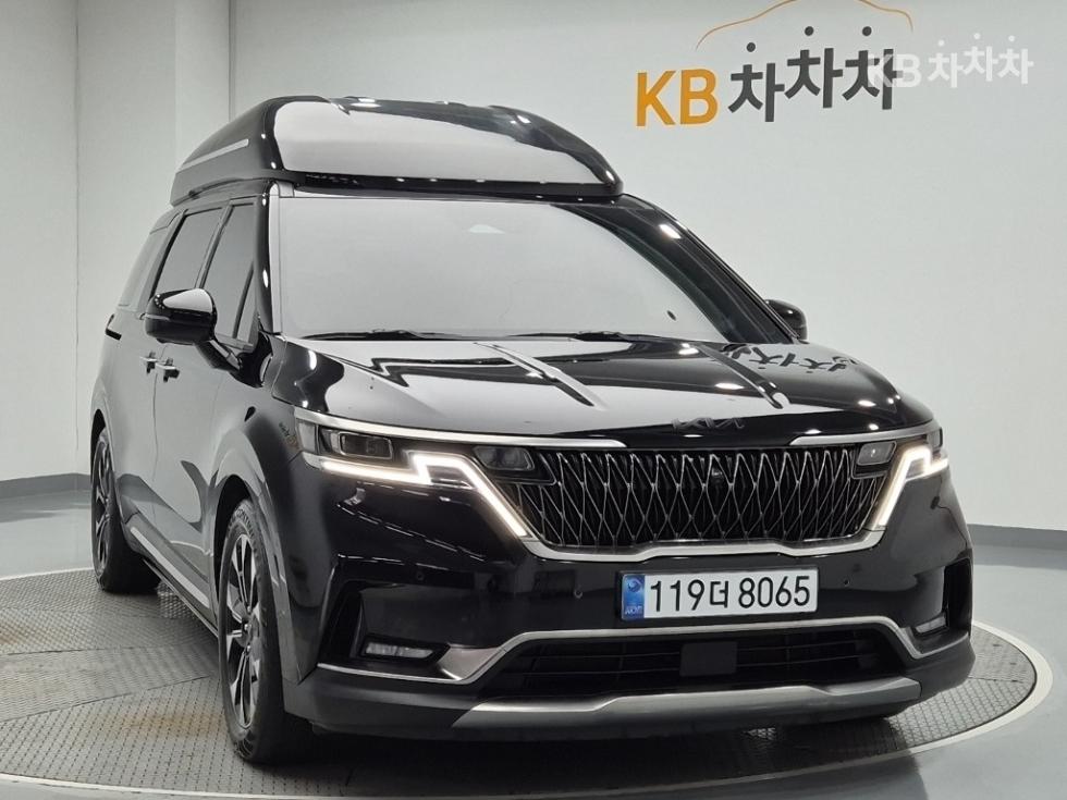 Kia Carnival — miniaturë 4