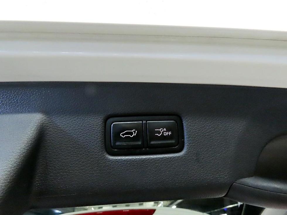 Kia Carnival — miniaturë 16