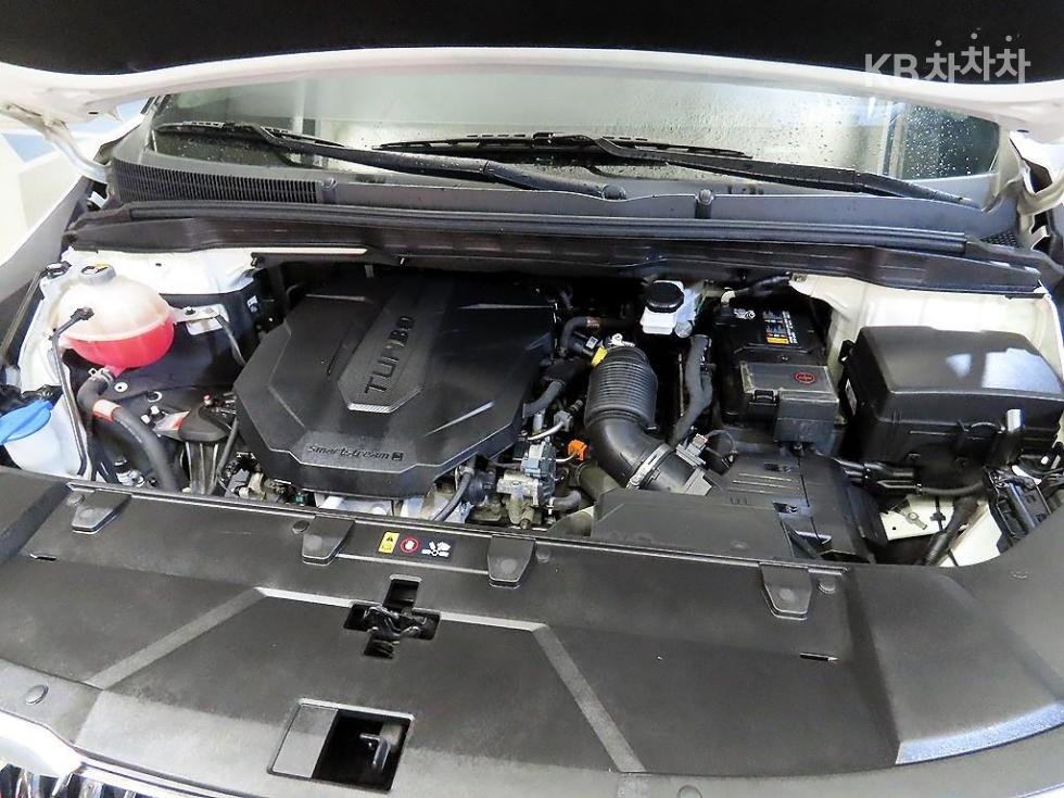 Kia Carnival — miniaturë 19