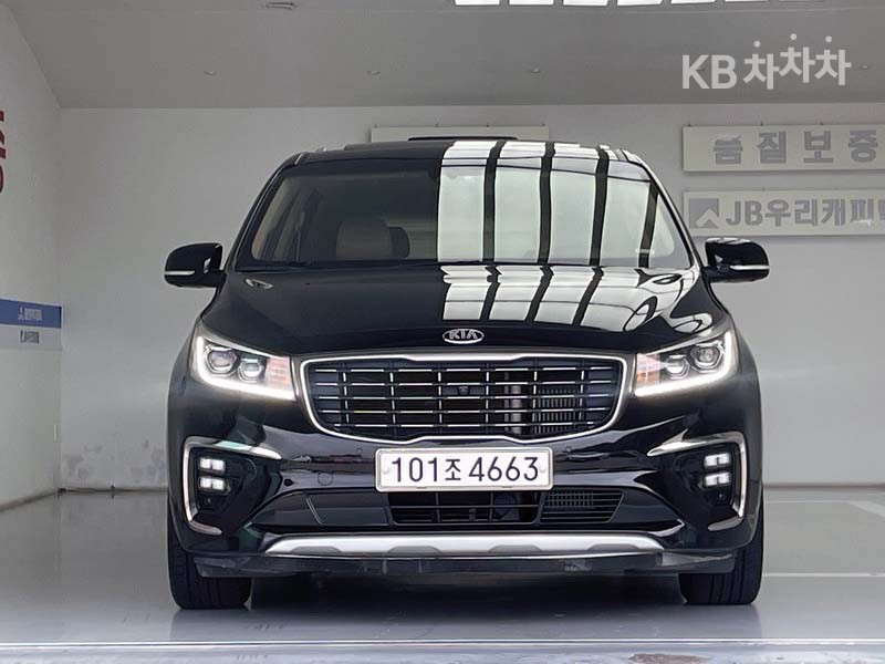 Kia Carnival — miniaturë 2