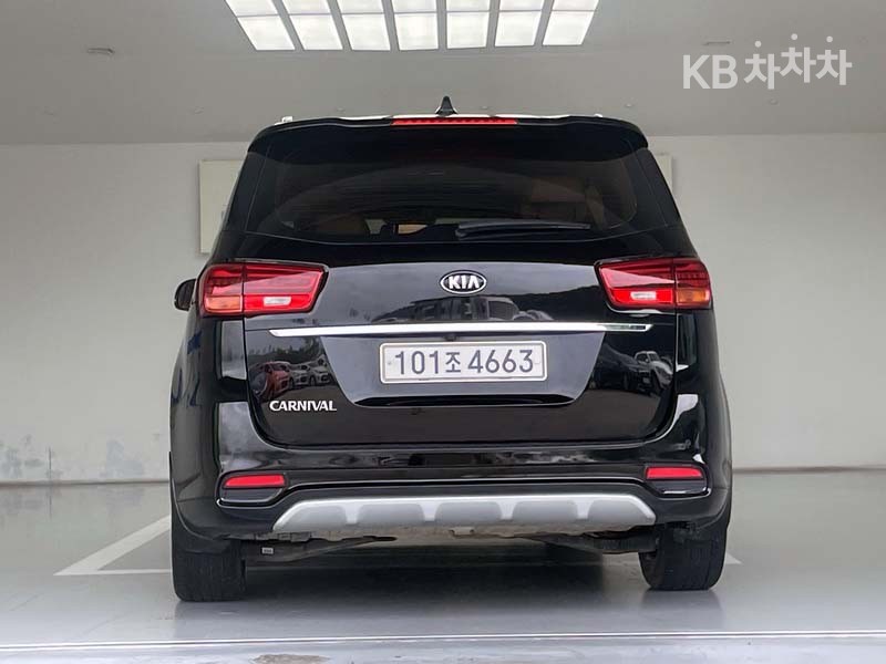 Kia Carnival — miniaturë 3