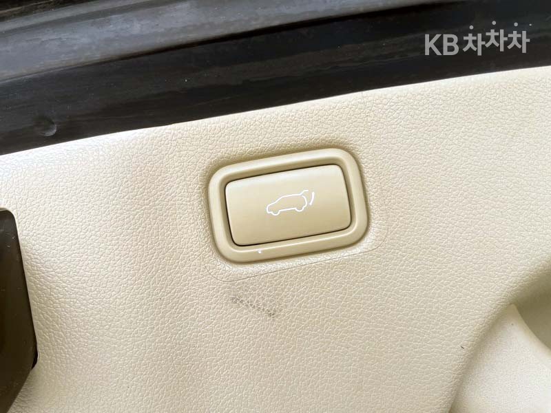 Kia Carnival — miniaturë 13