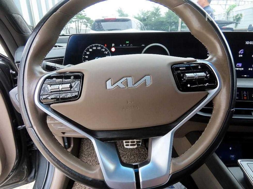 Kia K8 — miniaturë 8