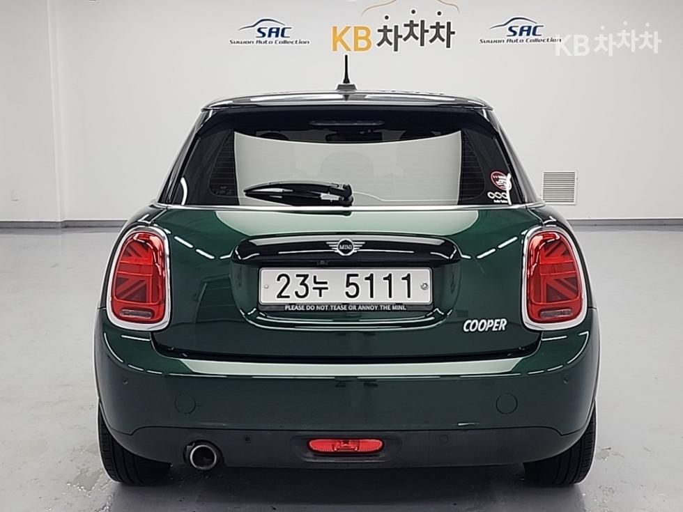 2018 MINI 5 photo
