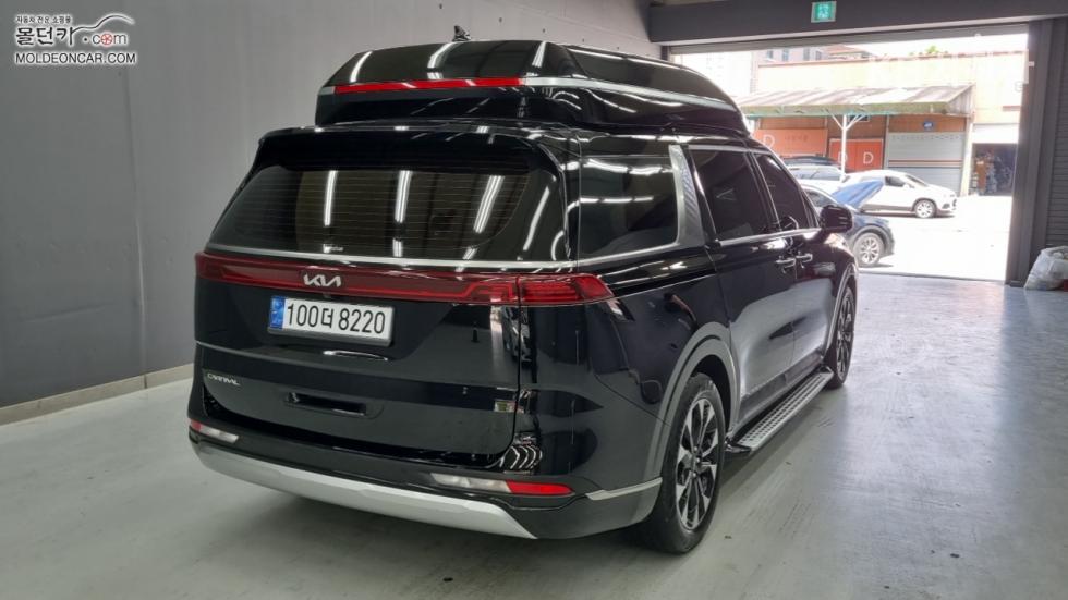 Kia Carnival — miniaturë 2