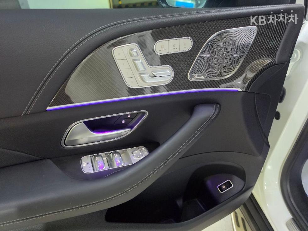 Mercedes-Benz GLE — miniaturë 7