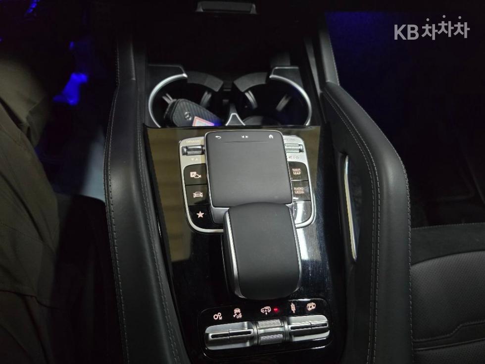 Mercedes-Benz GLE — miniaturë 13