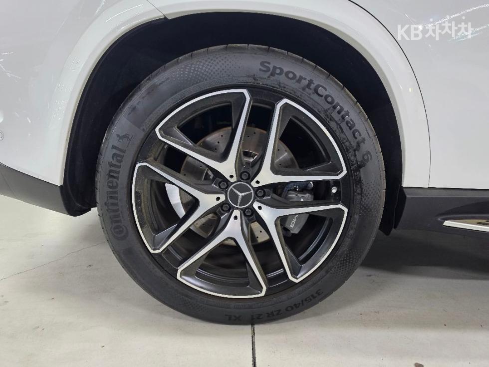 Mercedes-Benz GLE — miniaturë 25