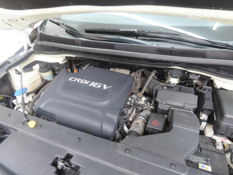 Kia Carnival — miniaturë 20