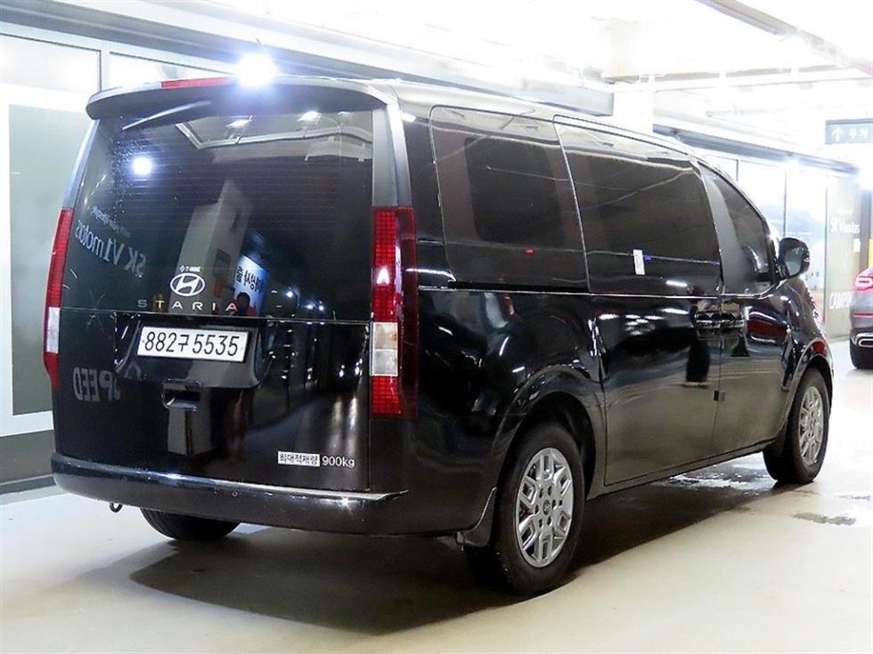 Hyundai Staria — miniaturë 4