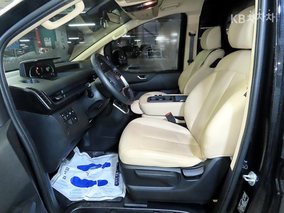Hyundai Staria — miniaturë 6