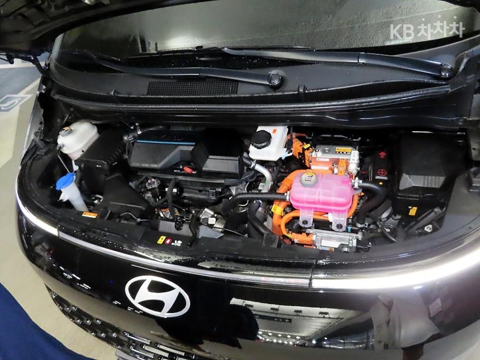 Hyundai Staria — miniaturë 16